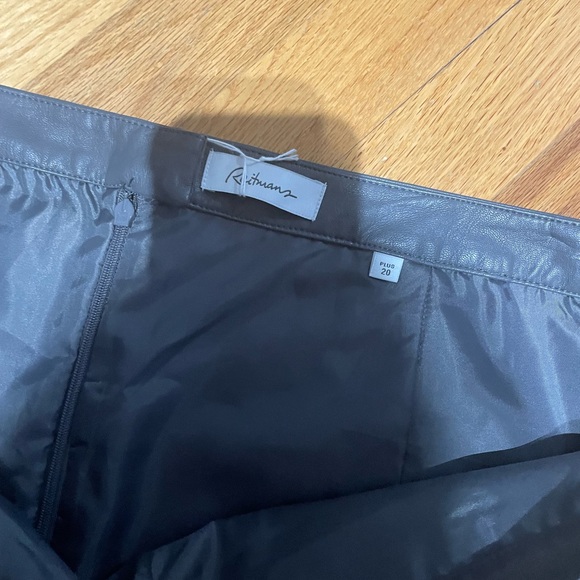 Grey skirt - Picture 2 of 4